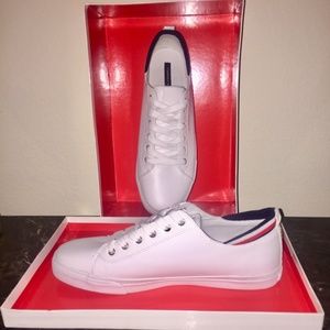 Tommy Hilfiger Lou Lace-Up Sneaker